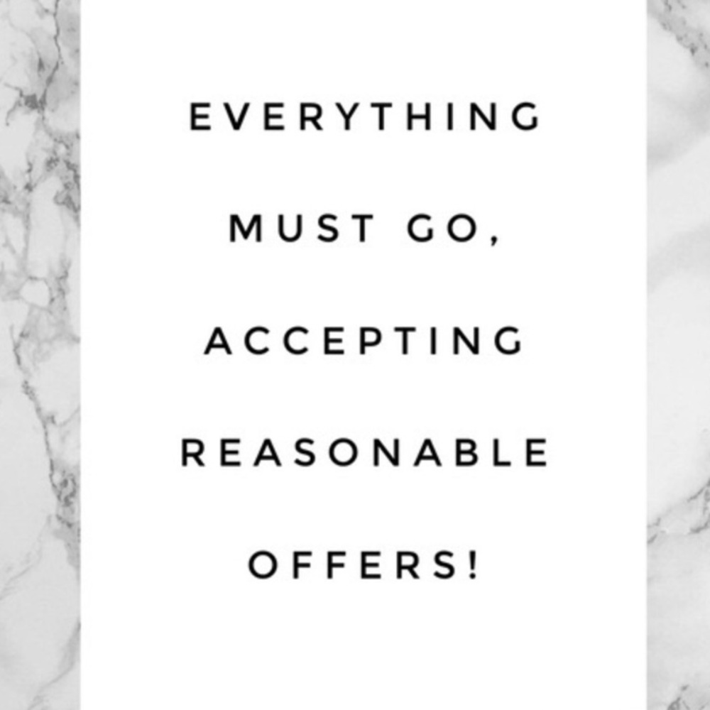 🌟🌟MAKE ME AN OFFER🌟🌟